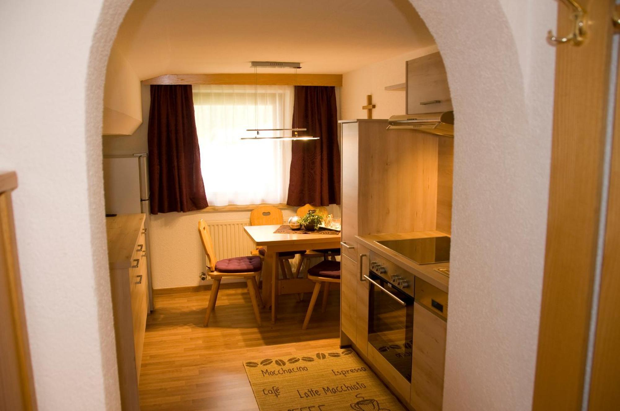 Appartement Haus Astoria à Sankt Leonhard im Pitztal Extérieur photo