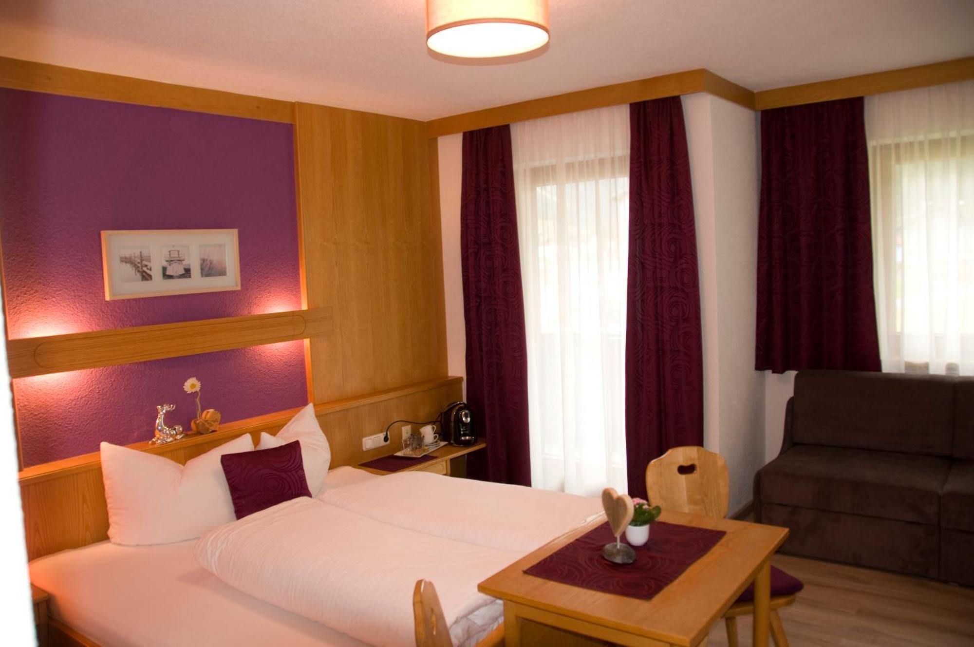 Appartement Haus Astoria à Sankt Leonhard im Pitztal Extérieur photo